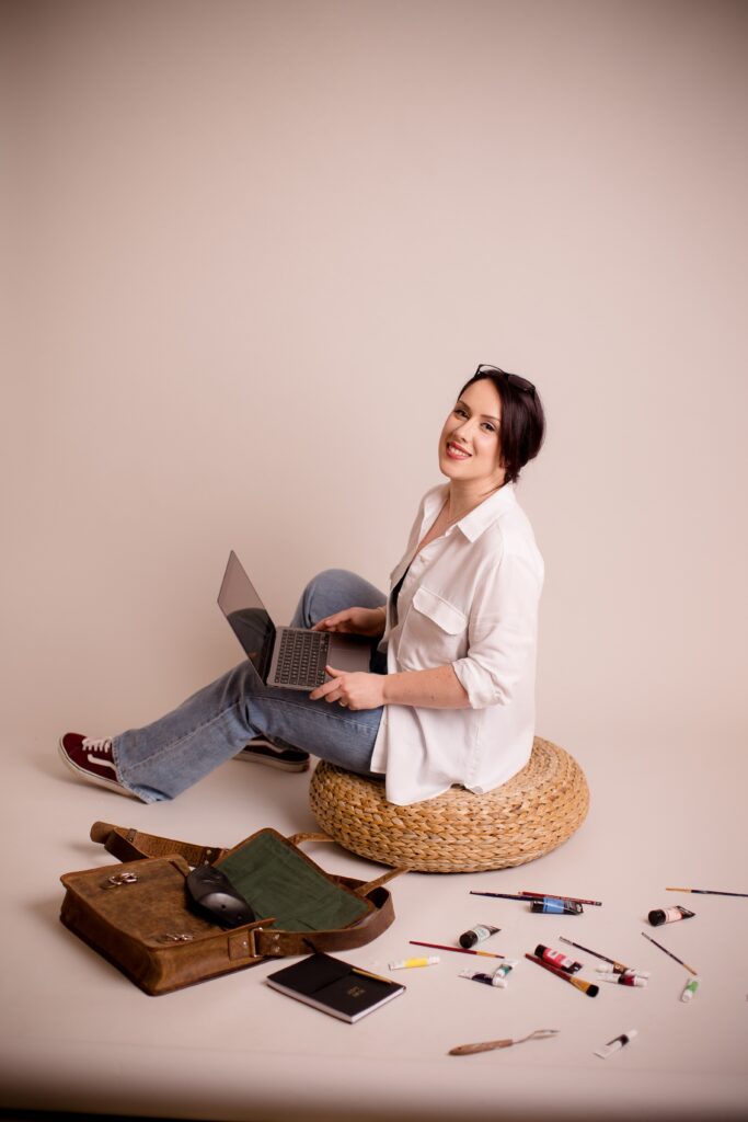 Ioana Maxim – consilier de carieră din România, oferind ghidare profesională și coaching pentru români din țară și diaspora